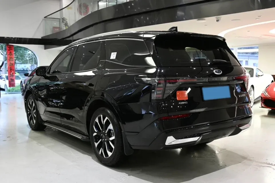 2025 Ford Edge 2.0T 252HP L4 8AT,autocango,china used car exporter,china ev exporter,chinese used car exporter,chinese used ev exporter