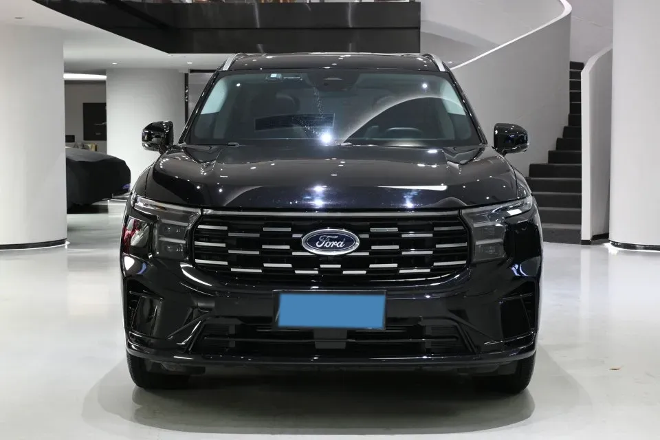 2025 Ford Edge 2.0T 252HP L4 8AT,autocango,china used car exporter,china ev exporter,chinese used car exporter,chinese used ev exporter