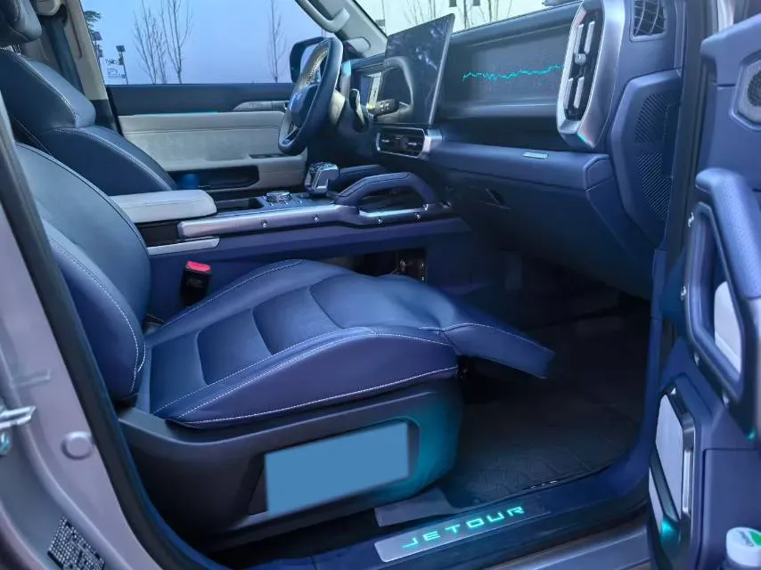 2024 Jetour ShanHai TravellerC-DM 1.5T 156HP L4 3DHT PHEV 43.24KWH,autocango,china used car exporter,china ev exporter,chinese used car exporter,chinese used ev exporter