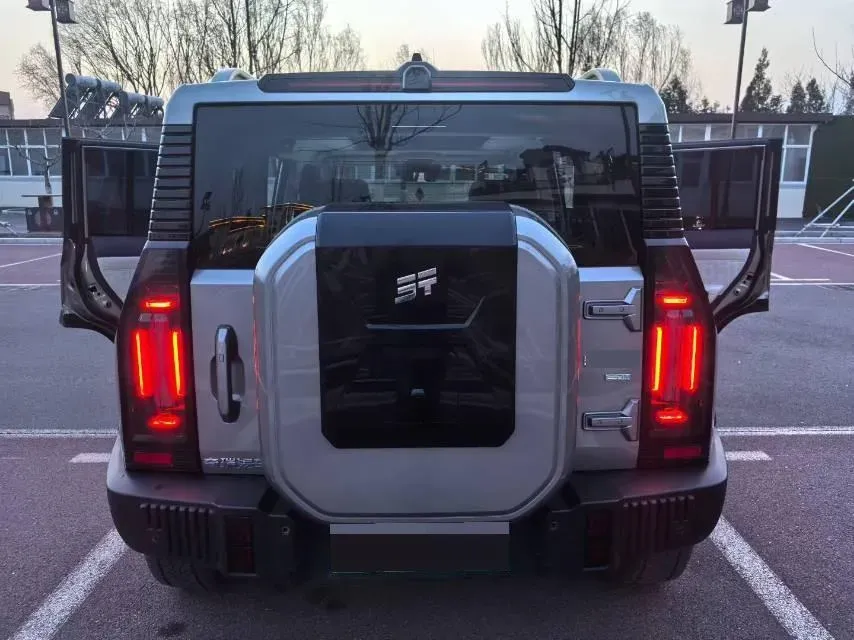 2024 Jetour ShanHai TravellerC-DM 1.5T 156HP L4 3DHT PHEV 43.24KWH,autocango,china used car exporter,china ev exporter,chinese used car exporter,chinese used ev exporter