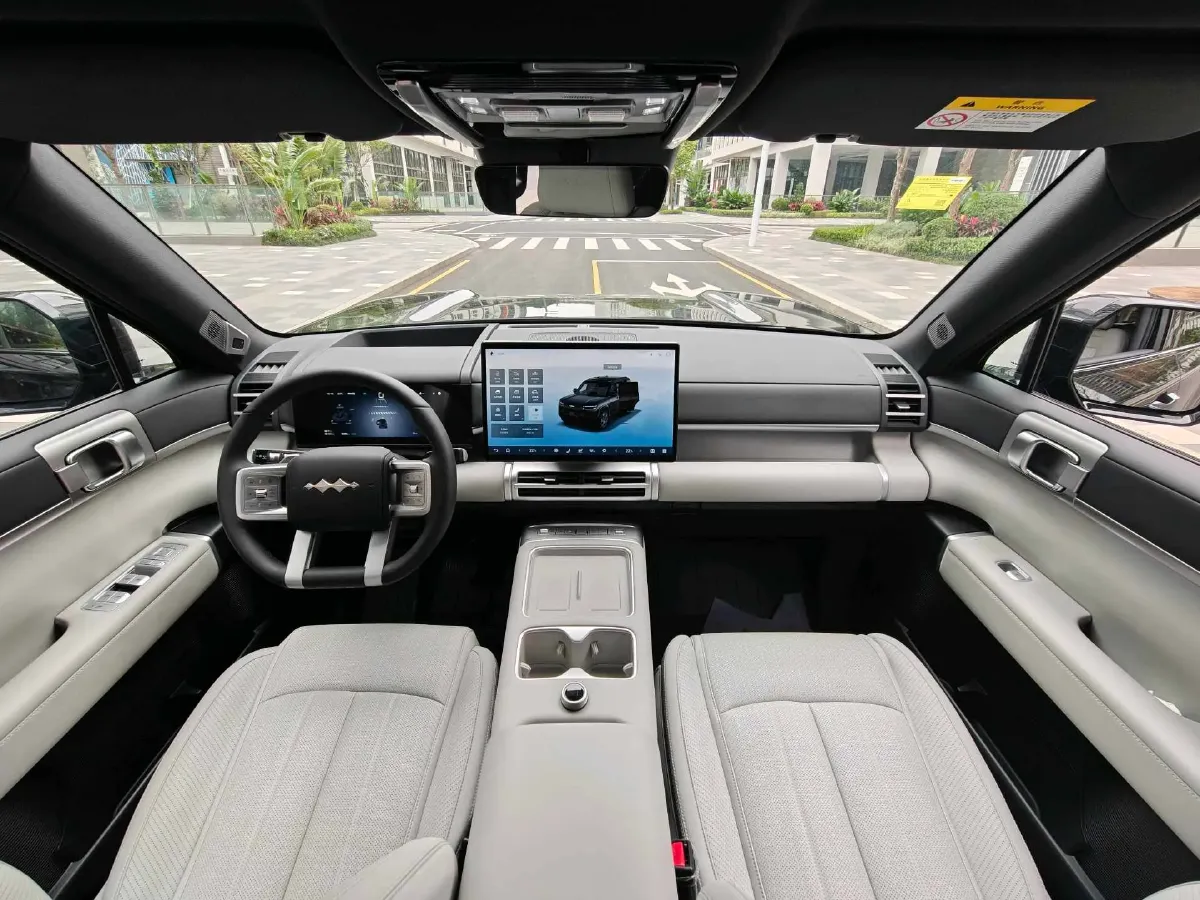 2025 FangChengBao Tai 7 1.5T 156HP L4 E-CVT PHEV,autocango,china used car exporter,china ev exporter,chinese used car exporter,chinese used ev exporter