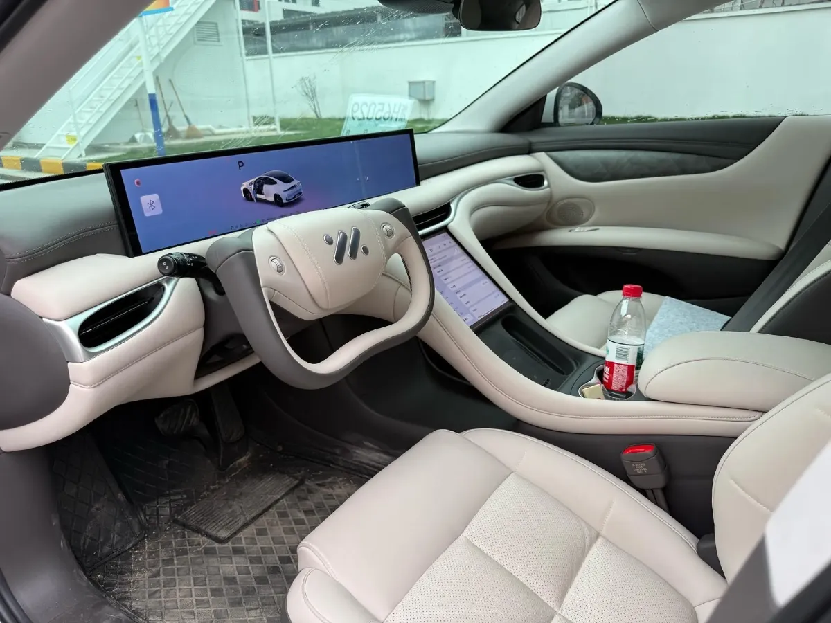 2024 IM L6 BEV 75KWH,autocango,china used car exporter,china ev exporter,chinese used car exporter,chinese used ev exporter