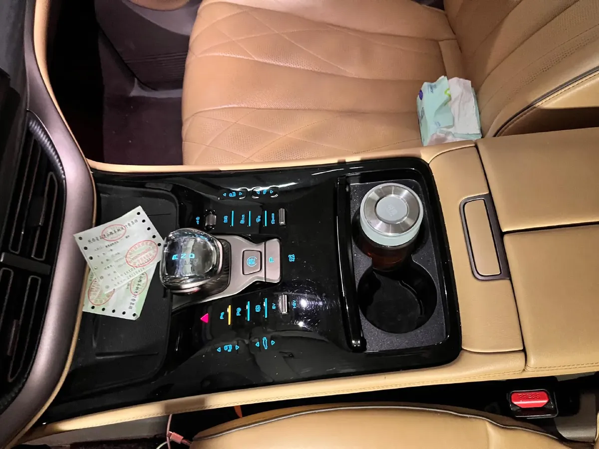 2022 Honda Odyssey 2.0L 146HP L4 E-CVT Hybrid,autocango,china used car exporter,china ev exporter,chinese used car exporter,chinese used ev exporter