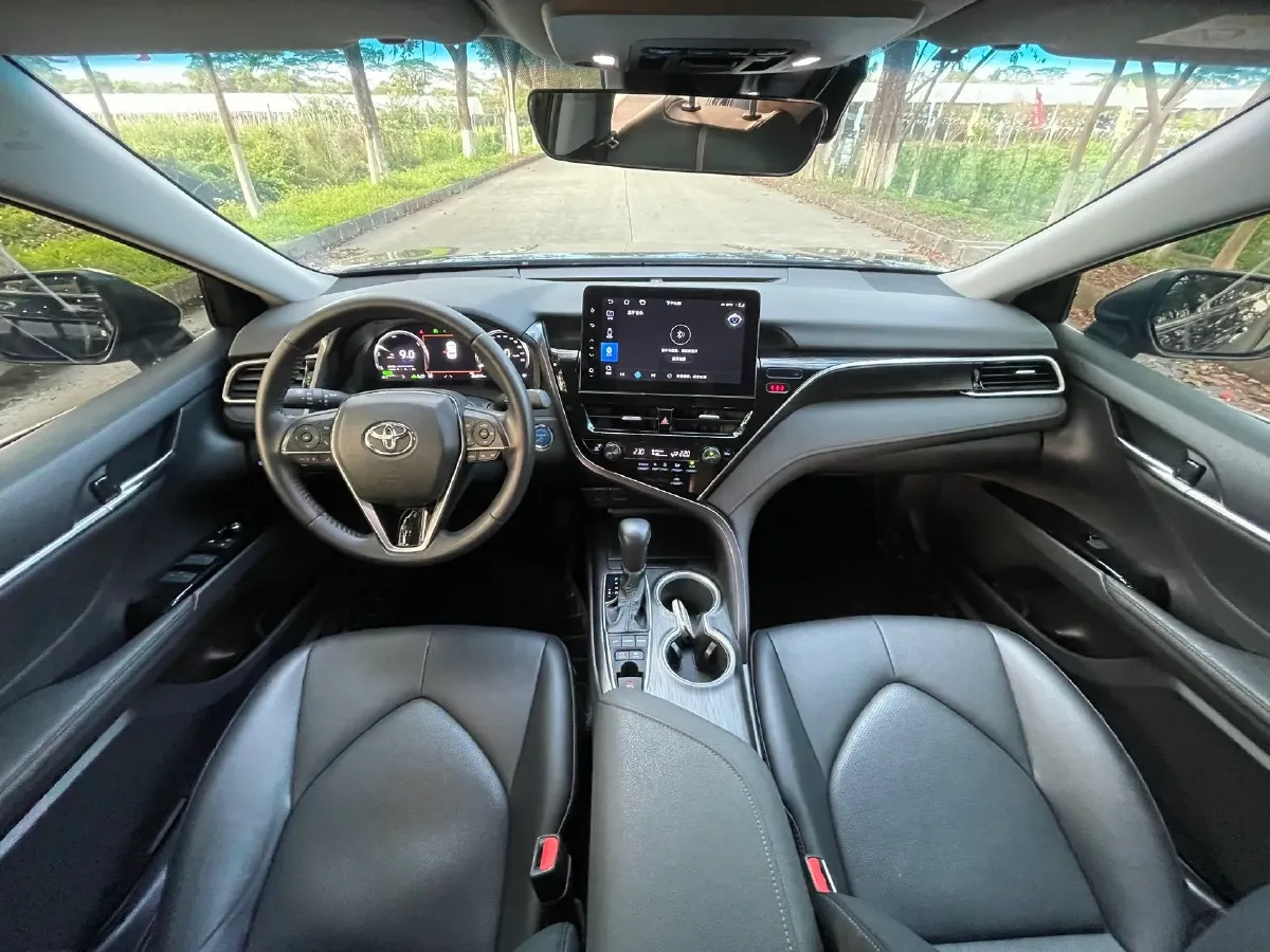 2023 Toyota Camry 2.5L 178HP L4 E-CVT Hybrid,autocango,china used car exporter,china ev exporter,chinese used car exporter,chinese used ev exporter