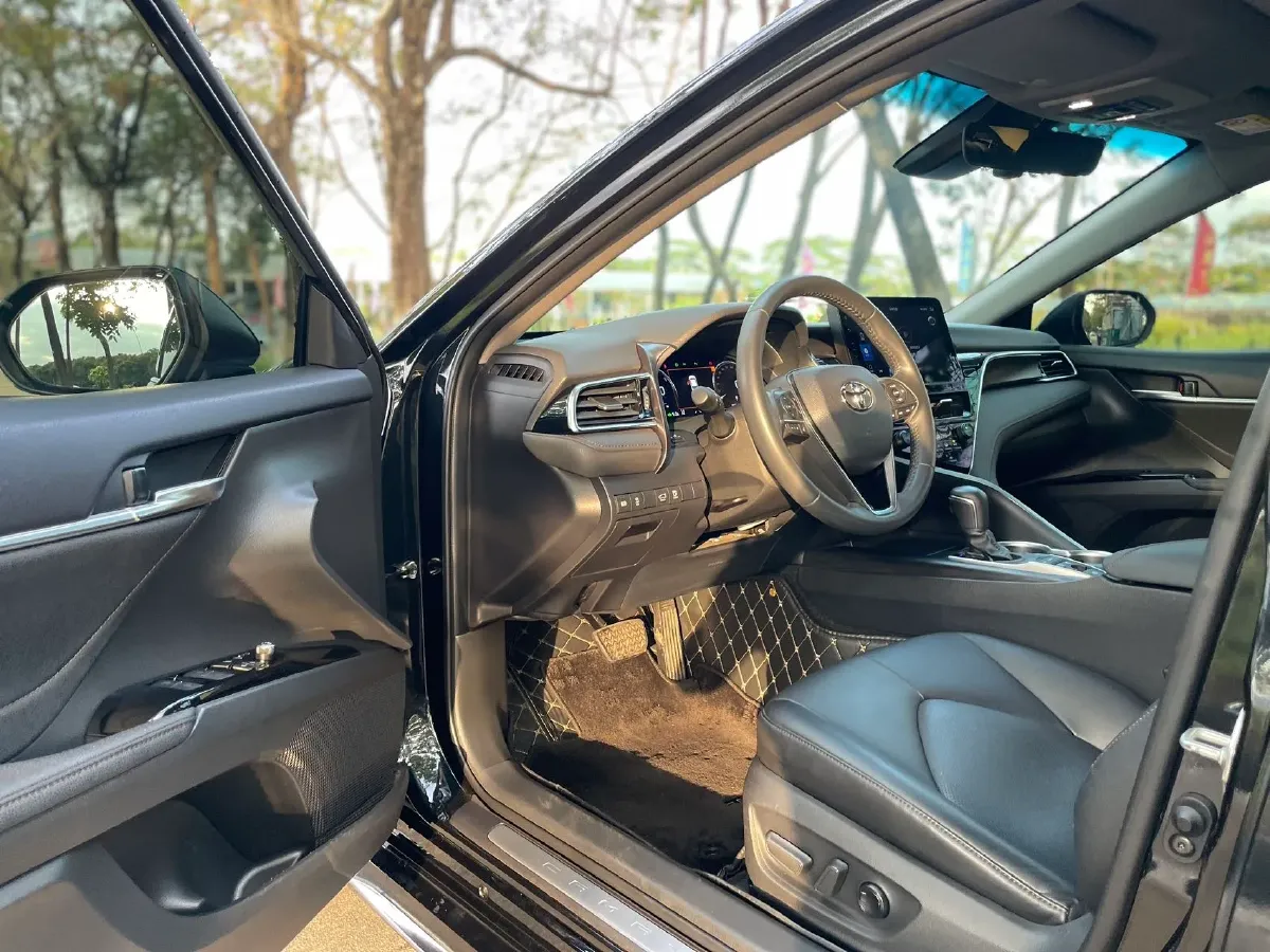 2023 Toyota Camry 2.5L 178HP L4 E-CVT Hybrid,autocango,china used car exporter,china ev exporter,chinese used car exporter,chinese used ev exporter