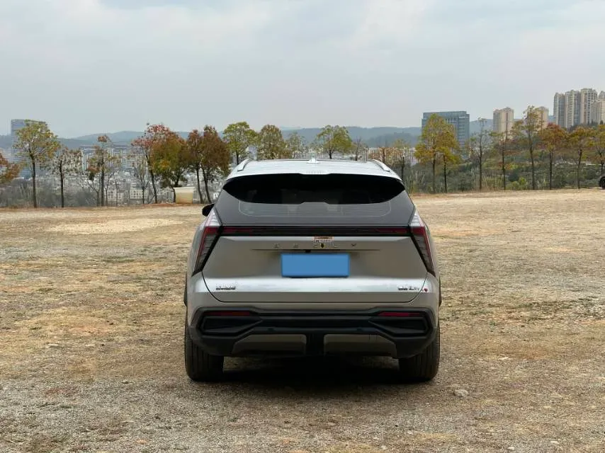 2023 Geely StarRay 1.5T 181HP L4 7DCT,autocango,china used car exporter,china ev exporter,chinese used car exporter,chinese used ev exporter