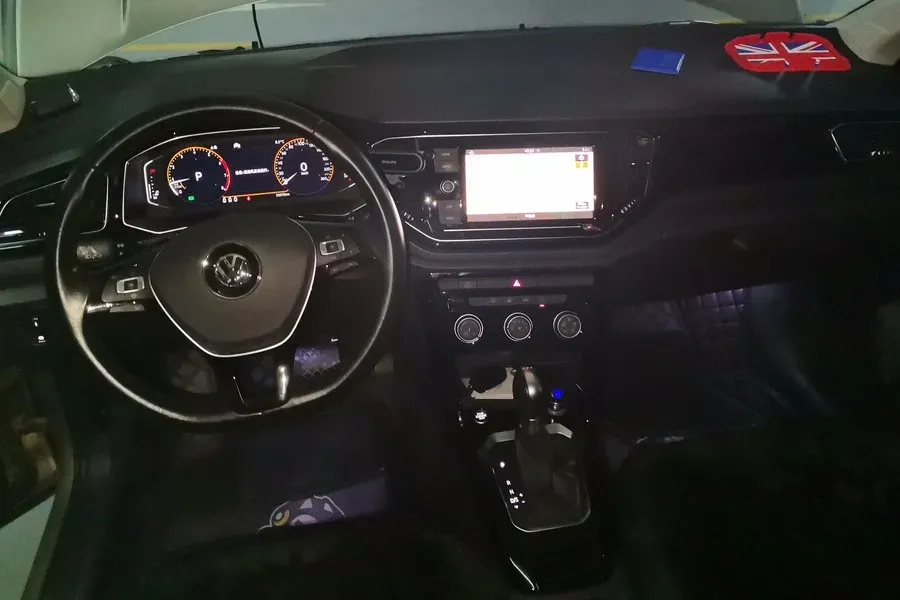 2020 Volkswagen T-Roc 1.4T 150HP L4 7DCT,autocango,china used car exporter,china ev exporter,chinese used car exporter,chinese used ev exporter