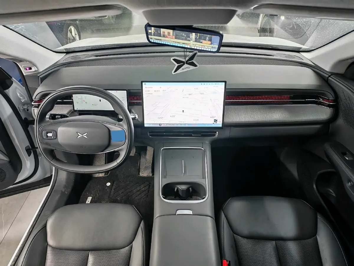 2025 Xpeng G6 BEV 68.5KWH,autocango,china used car exporter,china ev exporter,chinese used car exporter,chinese used ev exporter