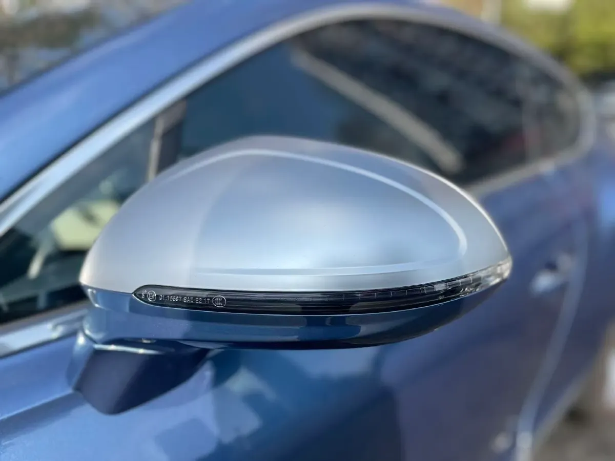 2022 Bentley Continental 4.0T 549HP V8 8DCT,autocango,china used car exporter,china ev exporter,chinese used car exporter,chinese used ev exporter