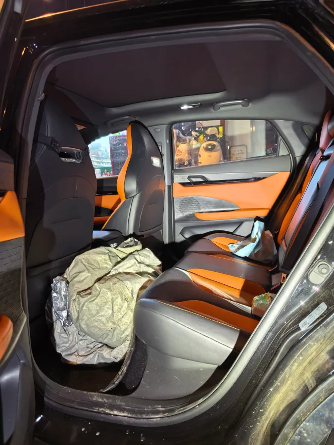 2023 ChangAn UNI-V 1.5T 188HP L4 7DCT,autocango,china used car exporter,china ev exporter,chinese used car exporter,chinese used ev exporter