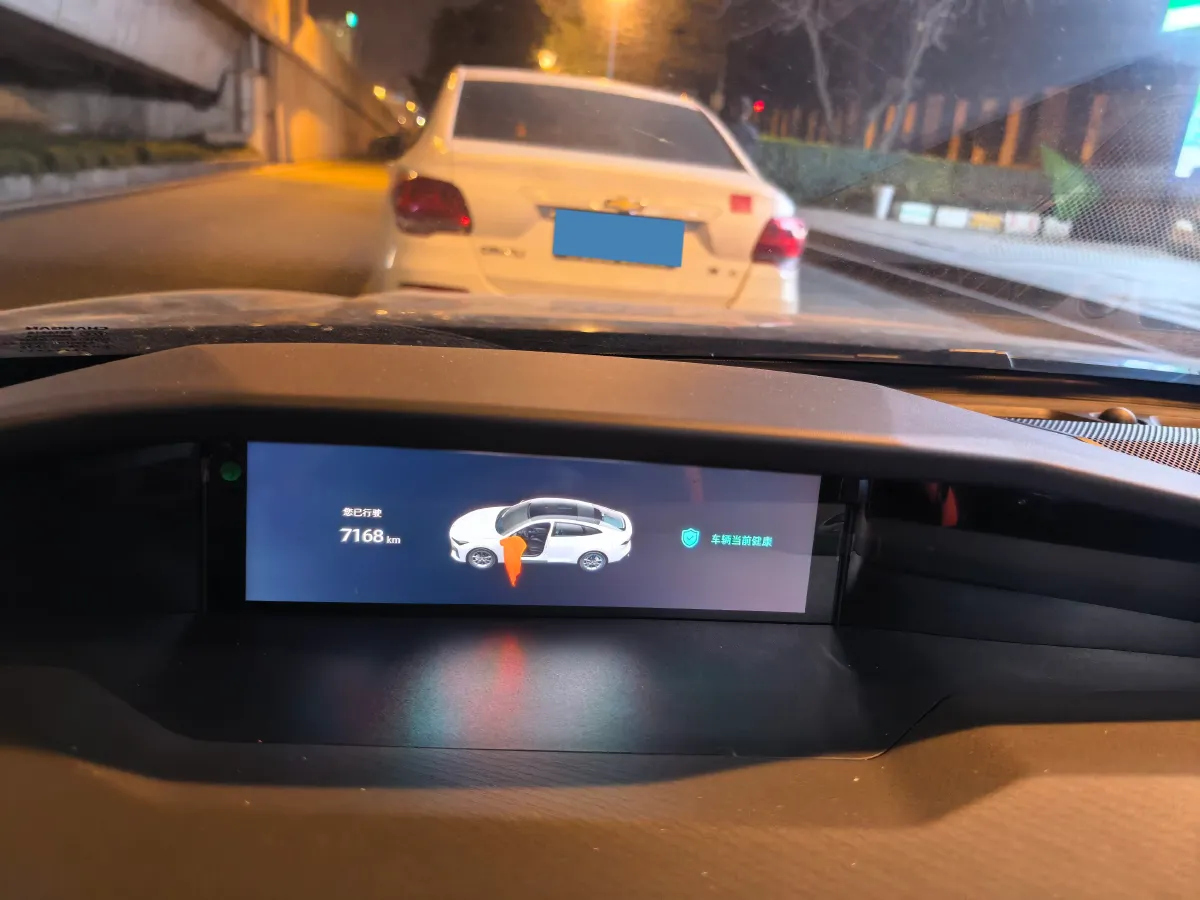 2023 ChangAn UNI-V 1.5T 188HP L4 7DCT,autocango,china used car exporter,china ev exporter,chinese used car exporter,chinese used ev exporter