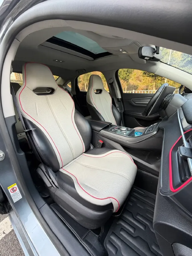 2022 Roewe RX5 MAX 1.5T 181HP L4 6AT,autocango,china used car exporter,china ev exporter,chinese used car exporter,chinese used ev exporter