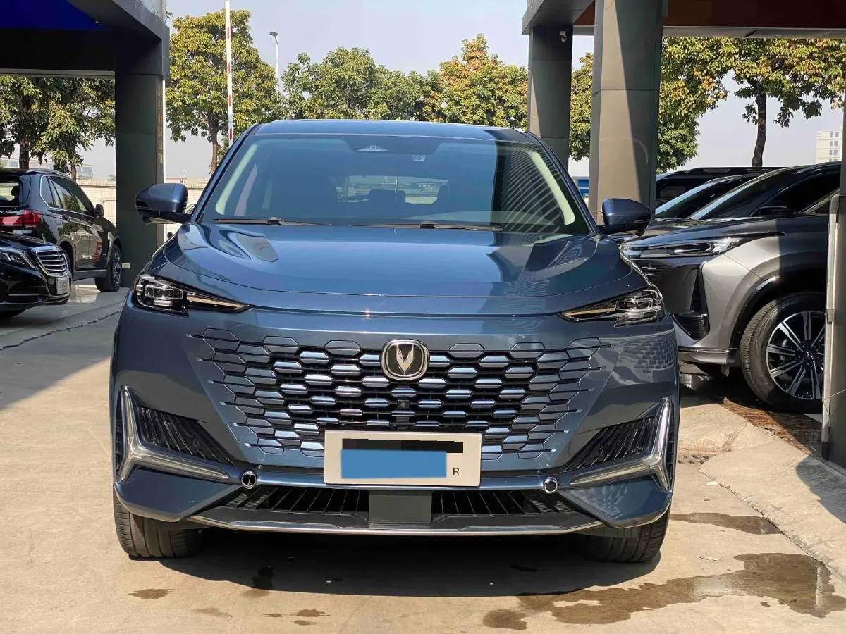 2021 ChangAn UNI-K 2.0T 233HP L4 8AT,autocango,china used car exporter,china ev exporter,chinese used car exporter,chinese used ev exporter