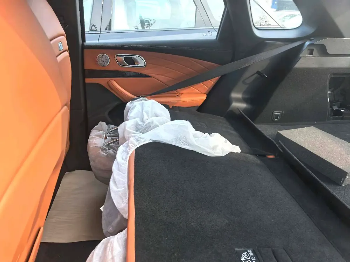 2024 Neta L 1.5L 91HP L4 REEV 40KWH,autocango,china used car exporter,china ev exporter,chinese used car exporter,chinese used ev exporter