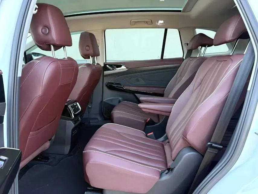 2023 Volkswagen ID.6 X BEV 83.4KWH,autocango,china used car exporter,china ev exporter,chinese used car exporter,chinese used ev exporter