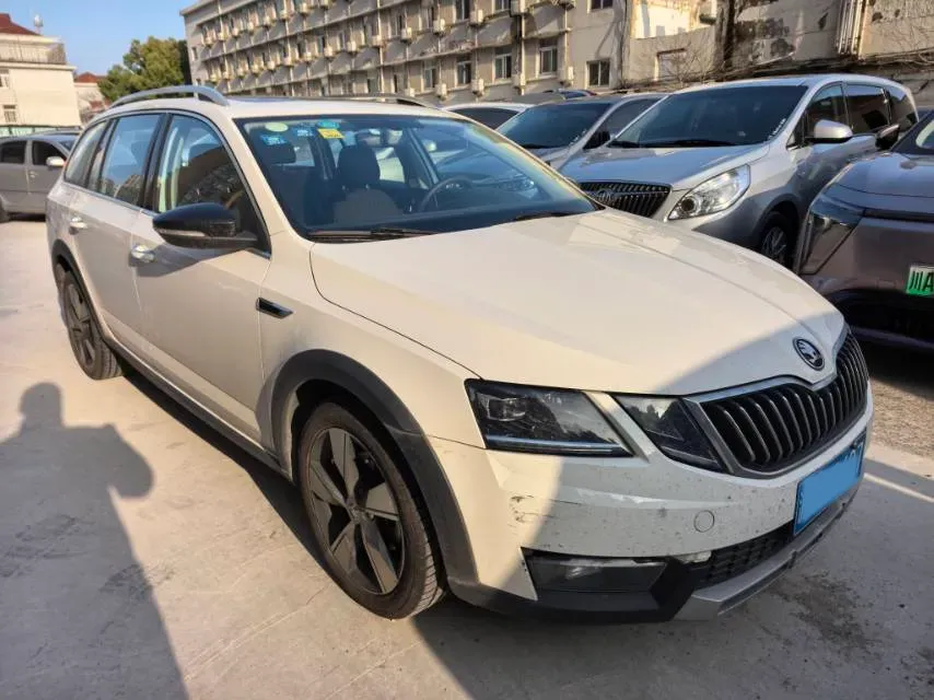 2019 Skoda Octavia 1.4T 150HP L4 7DCT,autocango,china used car exporter,china ev exporter,chinese used car exporter,chinese used ev exporter