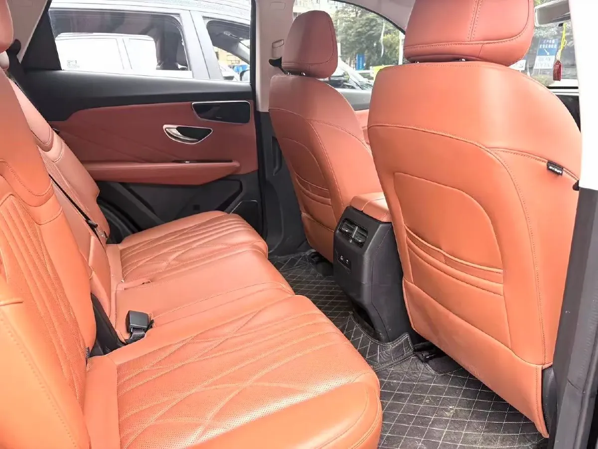 2025 Jetour X70 Plus 1.5T 156HP L4 6DCT,autocango,china used car exporter,china ev exporter,chinese used car exporter,chinese used ev exporter