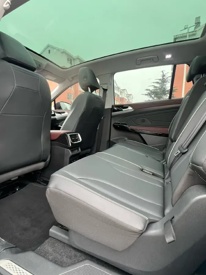 2023 Buick GL8 2.0T 237HP L4 9AT,autocango,china used car exporter,china ev exporter,chinese used car exporter,chinese used ev exporter