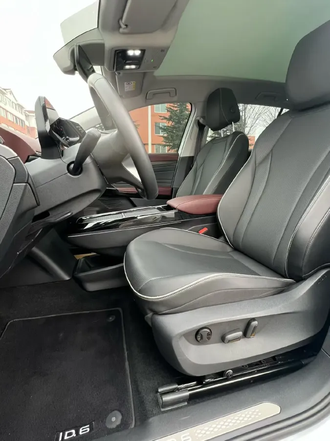 2023 Buick GL8 2.0T 237HP L4 9AT,autocango,china used car exporter,china ev exporter,chinese used car exporter,chinese used ev exporter