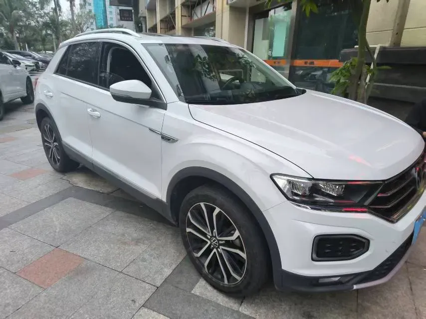 2021 Volkswagen T-Roc 1.4T 150HP L4 7DCT,autocango,china used car exporter,china ev exporter,chinese used car exporter,chinese used ev exporter