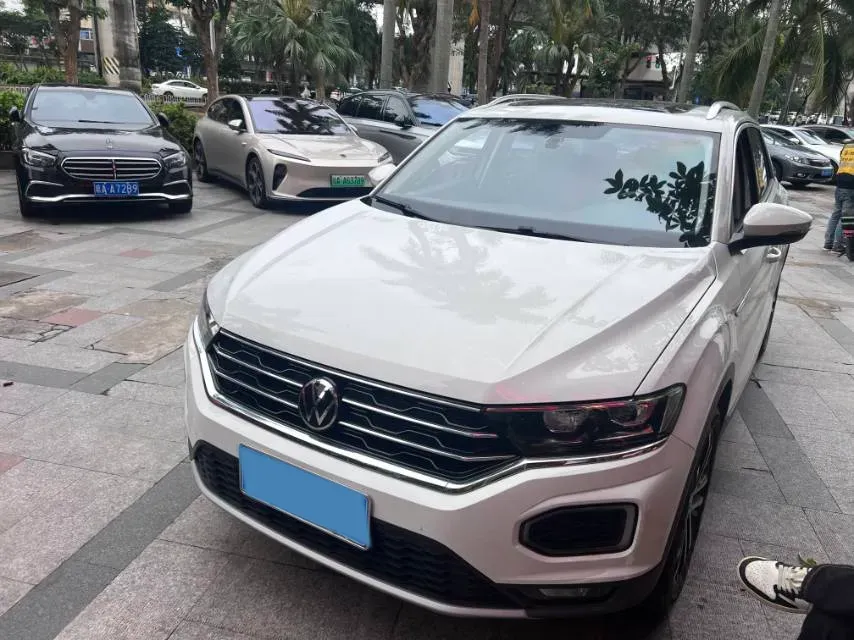 2021 Volkswagen T-Roc 1.4T 150HP L4 7DCT,autocango,china used car exporter,china ev exporter,chinese used car exporter,chinese used ev exporter
