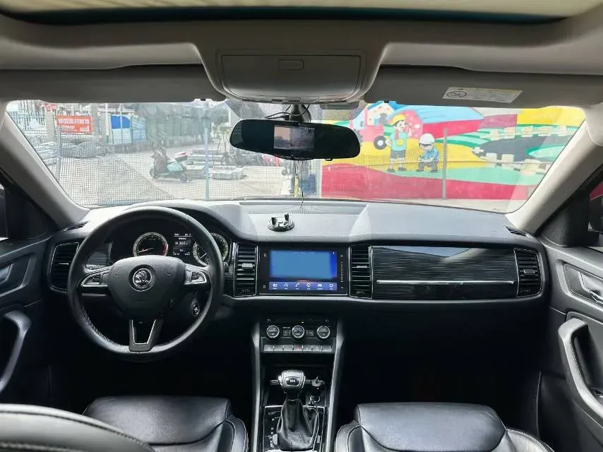 2018 Skoda Kodiak 2.0T 186HP L4 7DCT,autocango,china used car exporter,china ev exporter,chinese used car exporter,chinese used ev exporter
