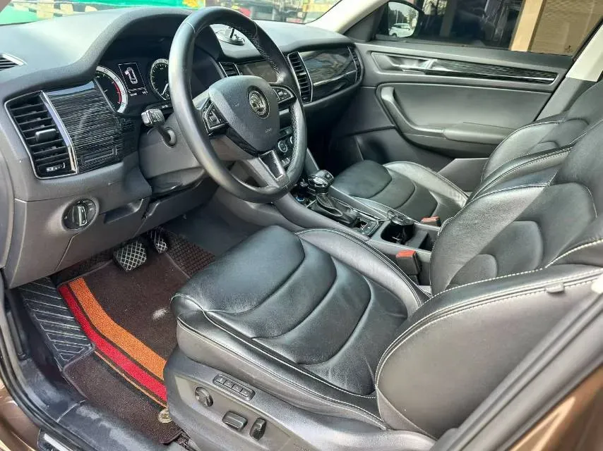 2018 Skoda Kodiak 2.0T 186HP L4 7DCT,autocango,china used car exporter,china ev exporter,chinese used car exporter,chinese used ev exporter