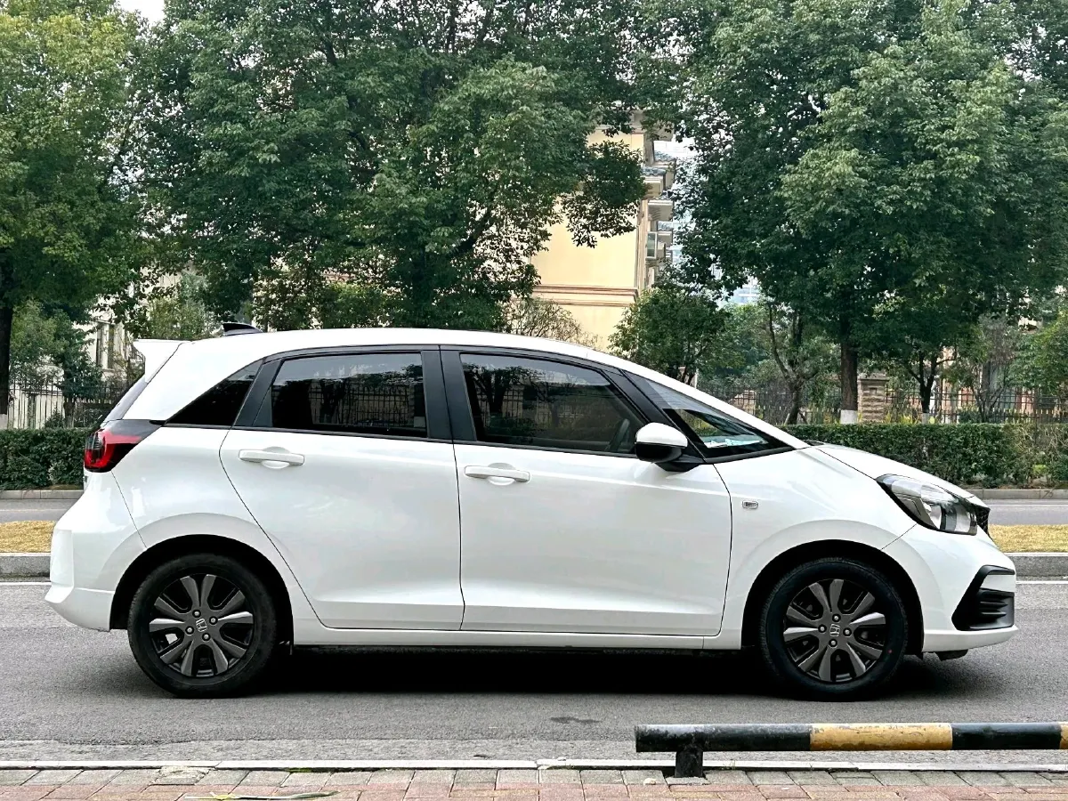 2022 Honda Fit 1.5L 131HP L4 CVT,autocango,china used car exporter,china ev exporter,chinese used car exporter,chinese used ev exporter