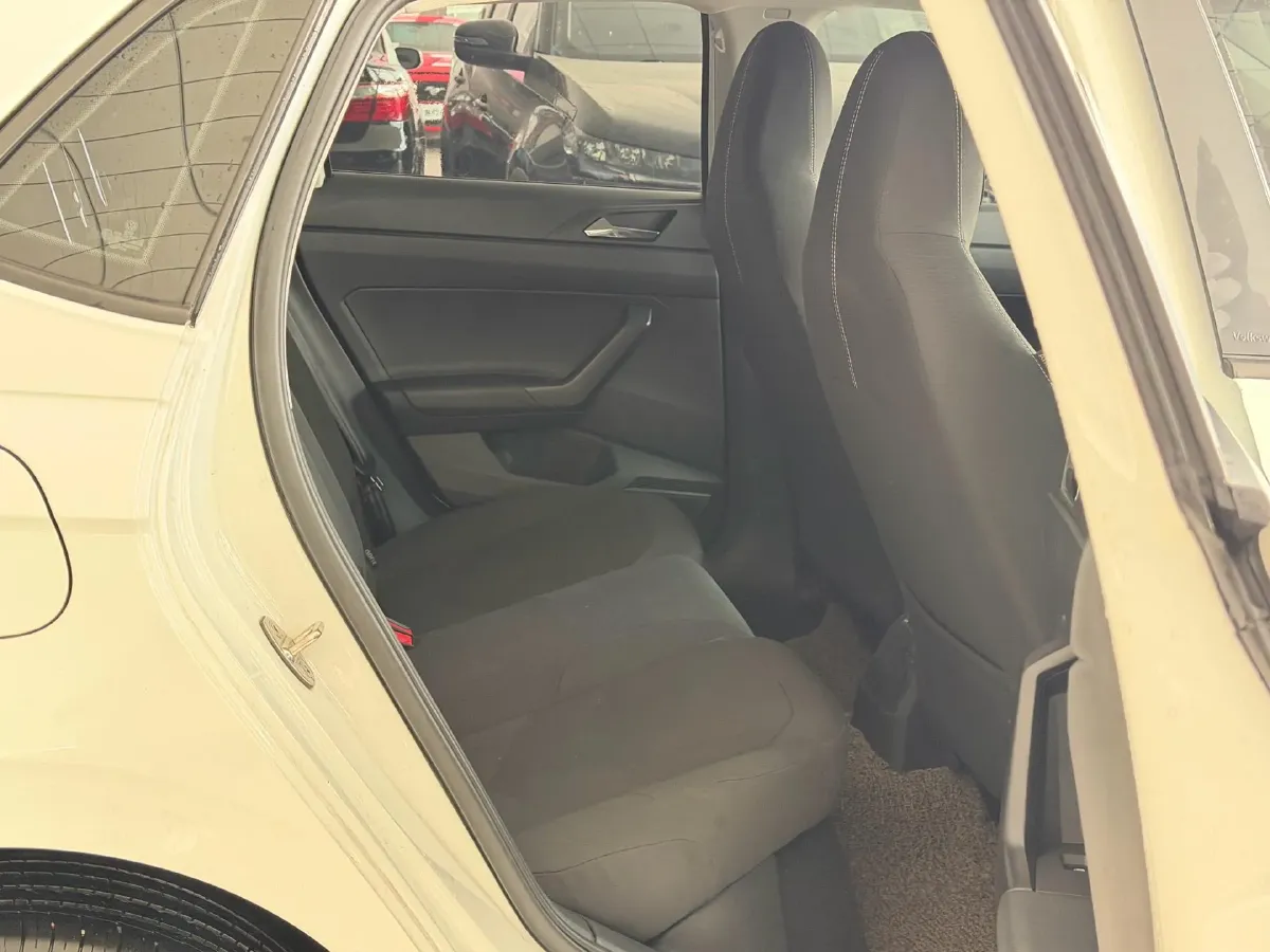 2023 Volkswagen Polo 1.5L 110HP L4 6AT,autocango,china used car exporter,china ev exporter,chinese used car exporter,chinese used ev exporter