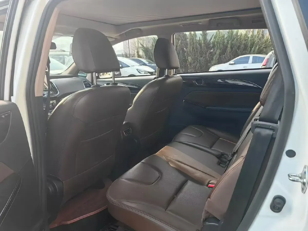 2017 LiFan XuanLang 1.5T 141HP L4 8AT,autocango,china used car exporter,china ev exporter,chinese used car exporter,chinese used ev exporter