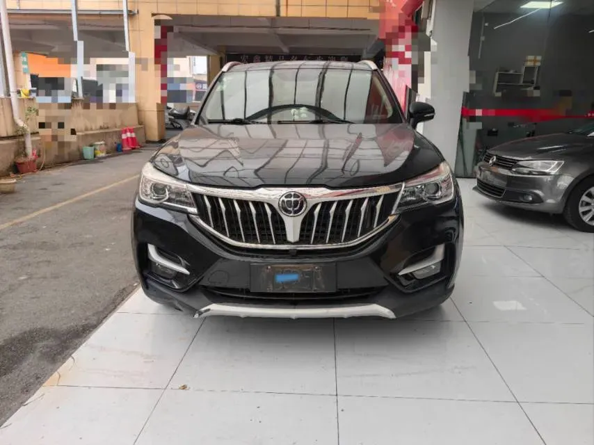 2018 Brilliance Auto V6 1.5T 150HP L4 6MT,autocango,china used car exporter,china ev exporter,chinese used car exporter,chinese used ev exporter