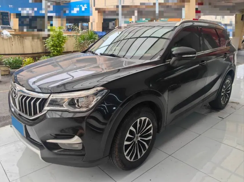 2018 Brilliance Auto V6 1.5T 150HP L4 6MT,autocango,china used car exporter,china ev exporter,chinese used car exporter,chinese used ev exporter