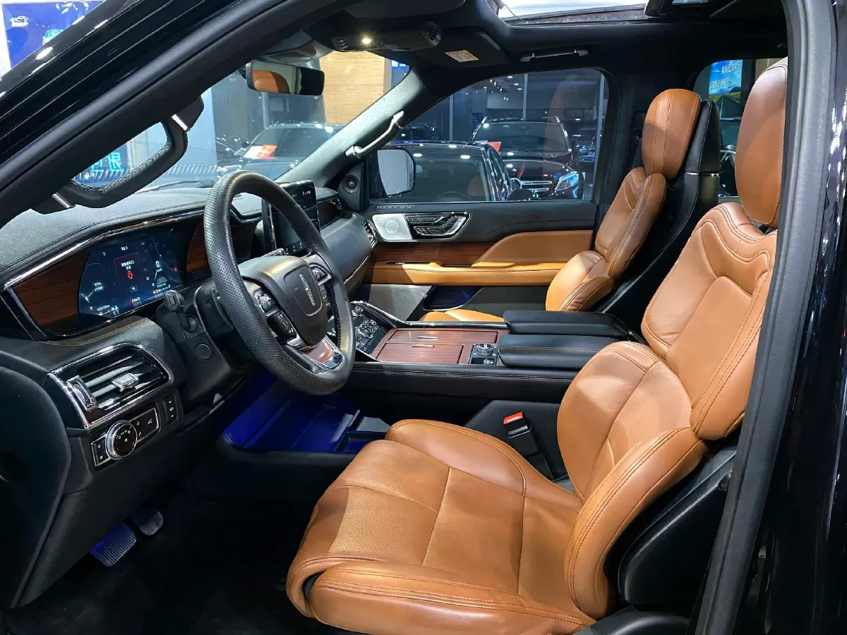 2020 Lincoln Navigator 3.5T 388HP V6 10AT,autocango,china used car exporter,china ev exporter,chinese used car exporter,chinese used ev exporter