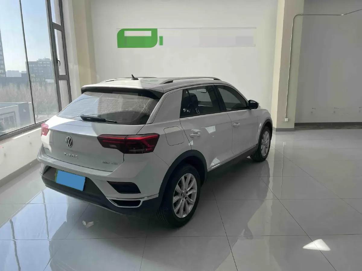 2021 Volkswagen T-Roc 1.4T 150HP L4 7DCT,autocango,china used car exporter,china ev exporter,chinese used car exporter,chinese used ev exporter
