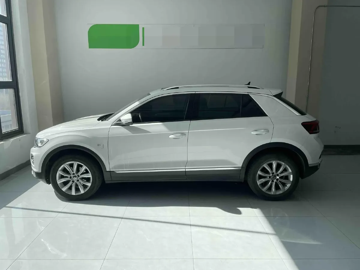 2021 Volkswagen T-Roc 1.4T 150HP L4 7DCT,autocango,china used car exporter,china ev exporter,chinese used car exporter,chinese used ev exporter