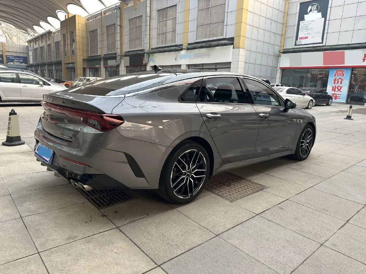 2021 Toyota Camry 2.0L 178HP L4 CVT,autocango,china used car exporter,china ev exporter,chinese used car exporter,chinese used ev exporter
