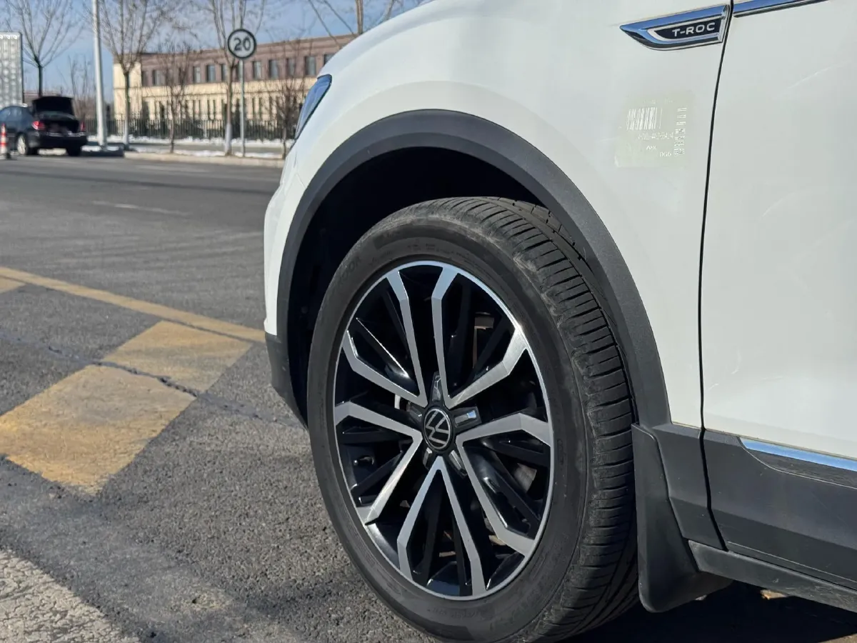 2022 Volkswagen T-Roc 1.4T 150HP L4 7DCT,autocango,china used car exporter,china ev exporter,chinese used car exporter,chinese used ev exporter