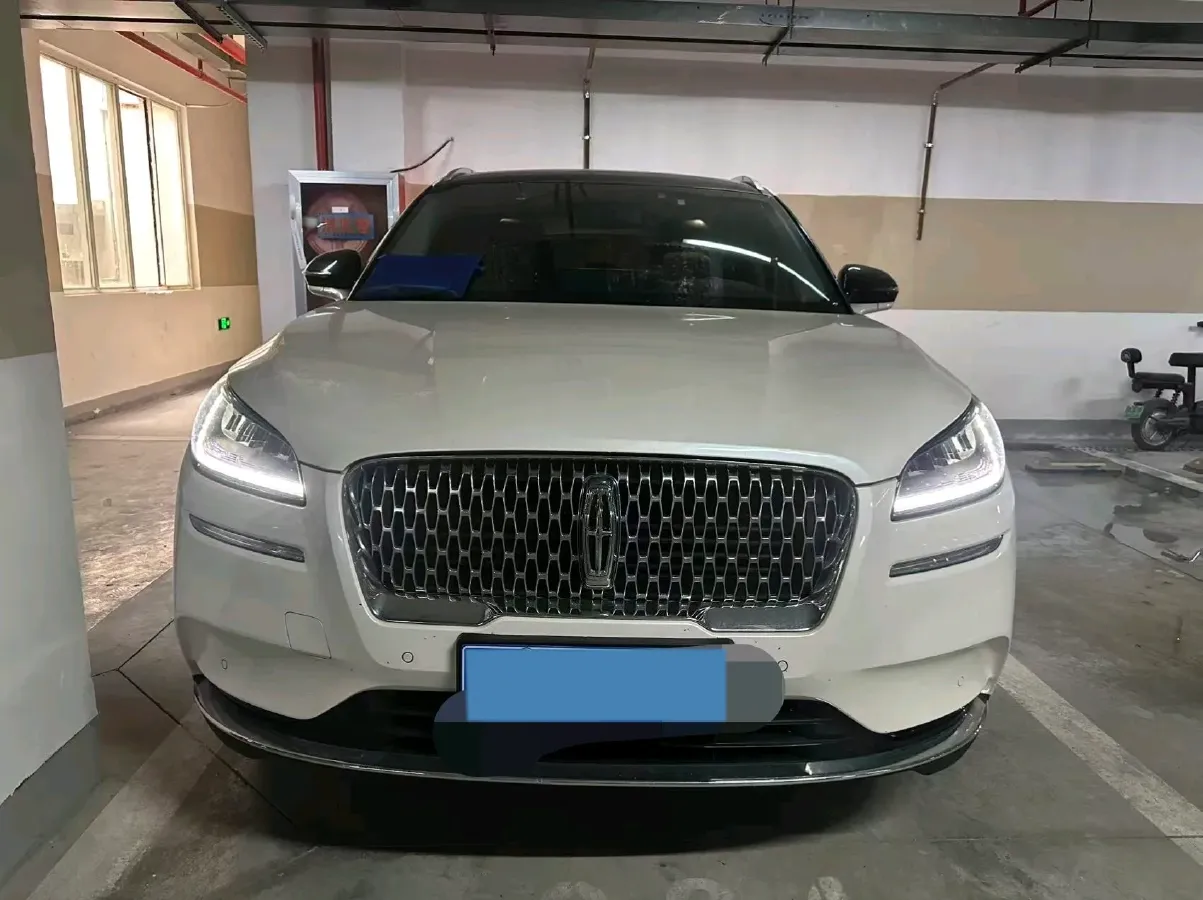 2022 Lincoln Corsair 2.0T 245HP L4 8AT,autocango,china used car exporter,china ev exporter,chinese used car exporter,chinese used ev exporter