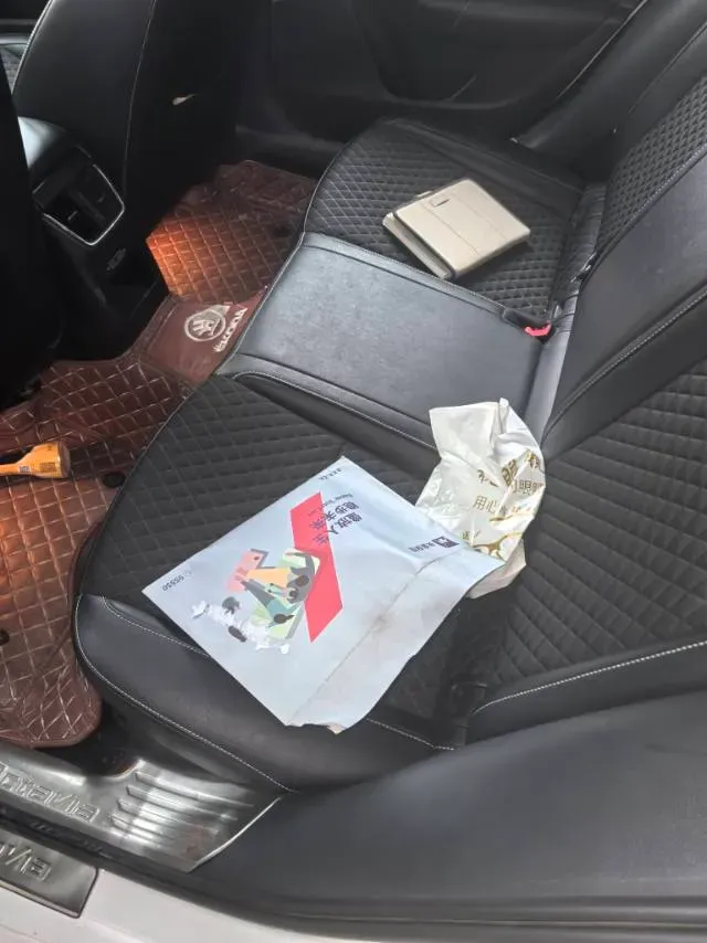 2018 Skoda Octavia 1.6L 110HP L4 6AT,autocango,china used car exporter,china ev exporter,chinese used car exporter,chinese used ev exporter