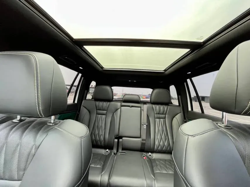 2022 GAC Trumpchi GS8 2.0T 252HP L4 8AT,autocango,china used car exporter,china ev exporter,chinese used car exporter,chinese used ev exporter