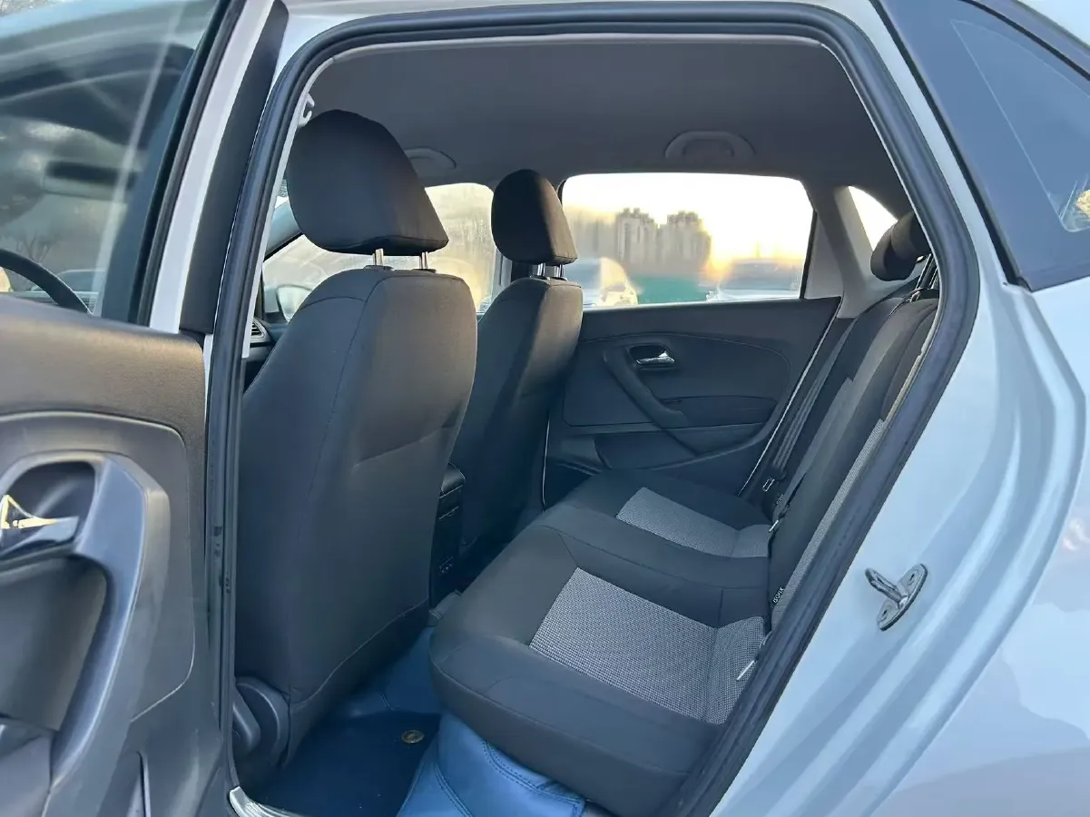 2018 ChangAn Eado 1.6L 128HP L4 6AT,autocango,china used car exporter,china ev exporter,chinese used car exporter,chinese used ev exporter