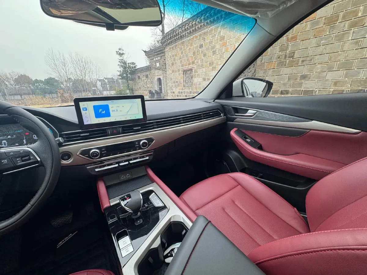 2025 Fulwin FulwinT8 1.5L 102HP L4 1DHT PHEV,autocango,china used car exporter,china ev exporter,chinese used car exporter,chinese used ev exporter