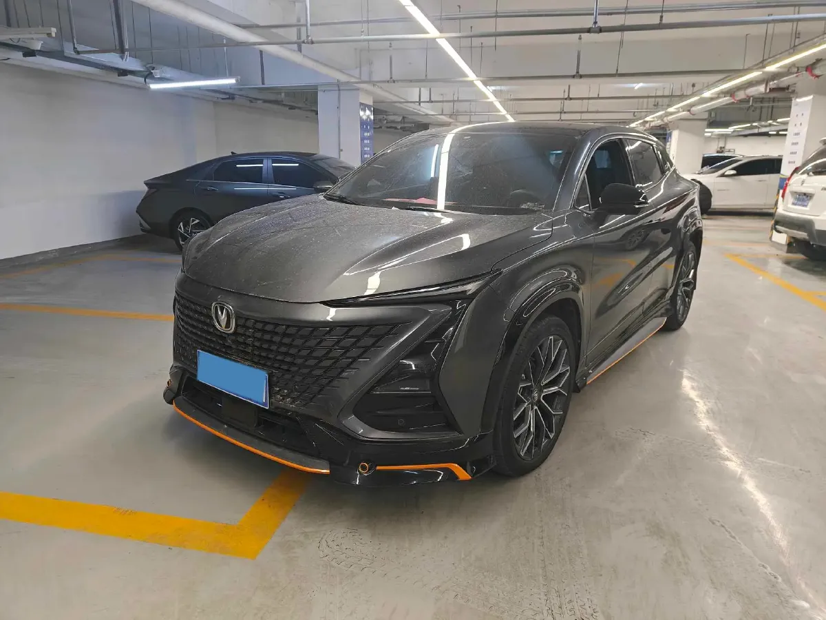 2022 ChangAn UNI-T 1.5T 188HP L4 7DCT,autocango,china used car exporter,china ev exporter,chinese used car exporter,chinese used ev exporter