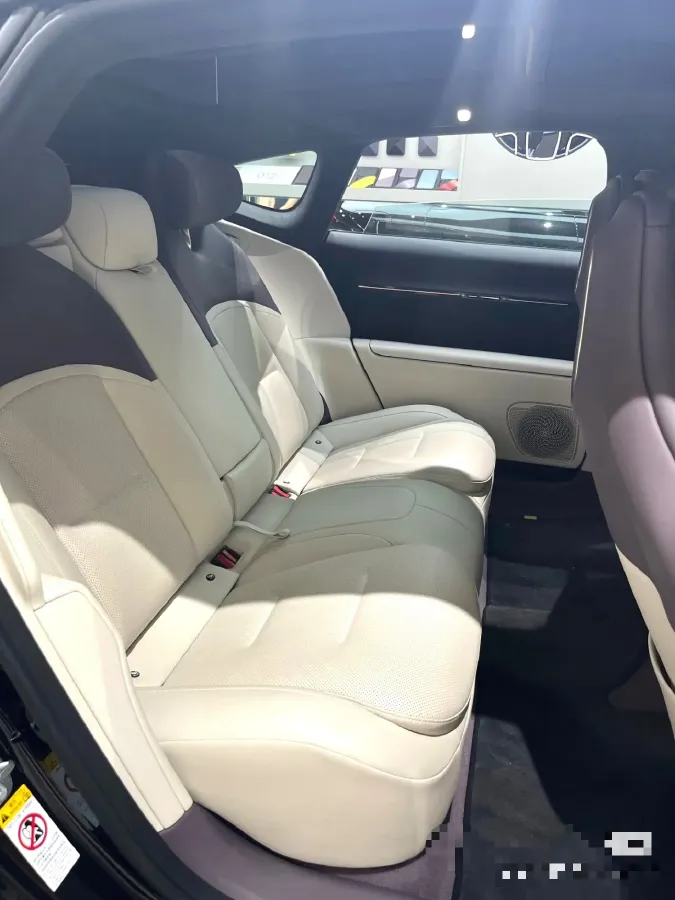 2025 Avatr 12 1.5T 156HP L4 REEV 39.05KWH,autocango,china used car exporter,china ev exporter,chinese used car exporter,chinese used ev exporter