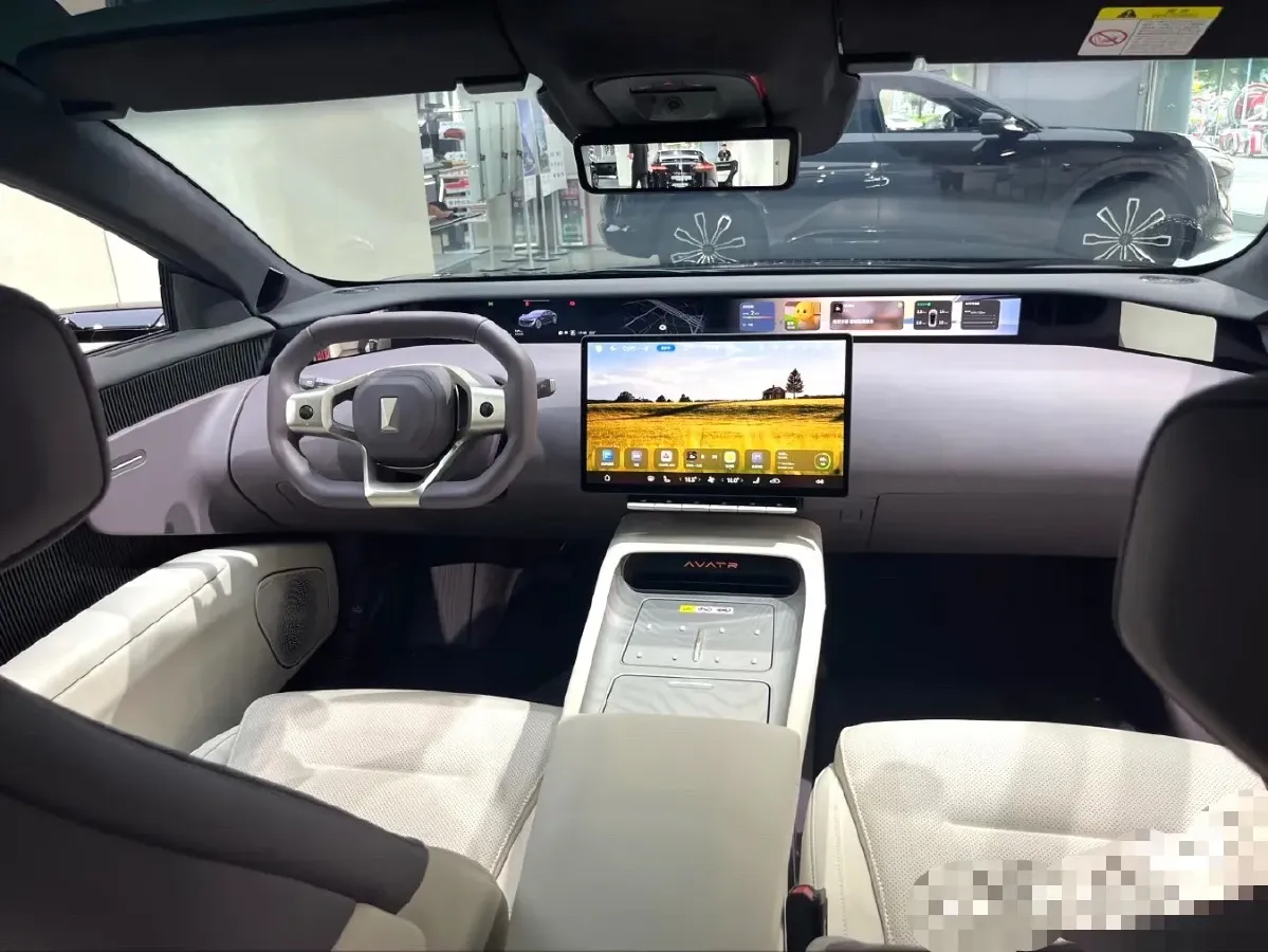 2025 Avatr 12 1.5T 156HP L4 REEV 39.05KWH,autocango,china used car exporter,china ev exporter,chinese used car exporter,chinese used ev exporter