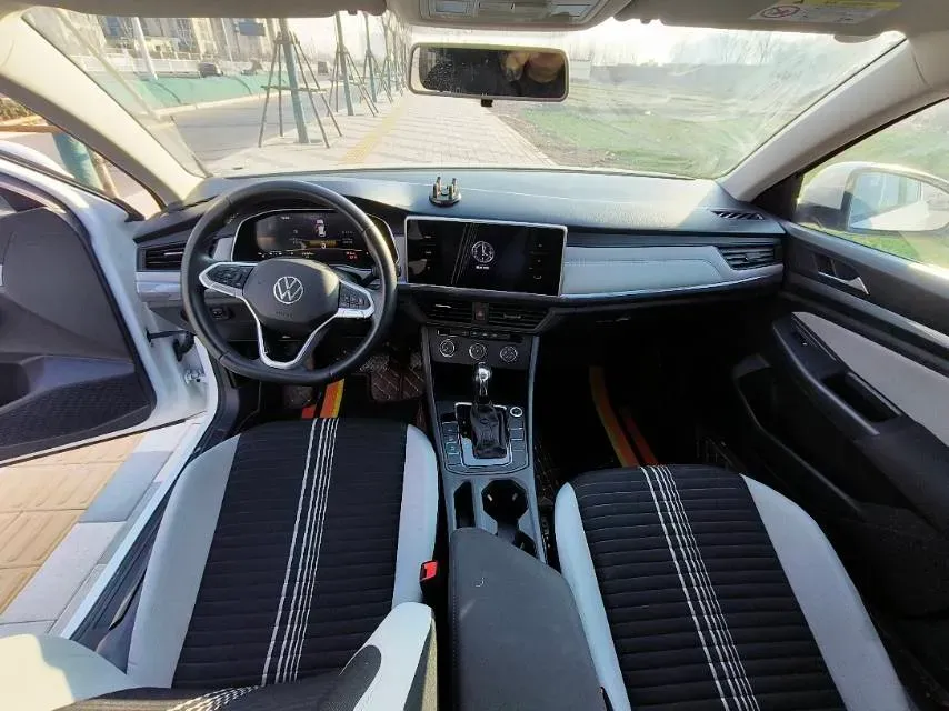 2023 Volkswagen Bora 1.2T 116HP L4 7DCT,autocango,china used car exporter,china ev exporter,chinese used car exporter,chinese used ev exporter