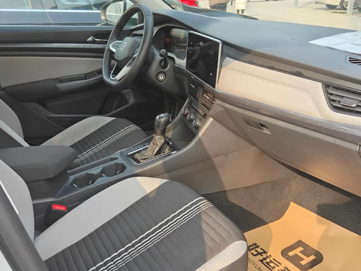 2023 Volkswagen Bora 1.2T 116HP L4 7DCT,autocango,china used car exporter,china ev exporter,chinese used car exporter,chinese used ev exporter