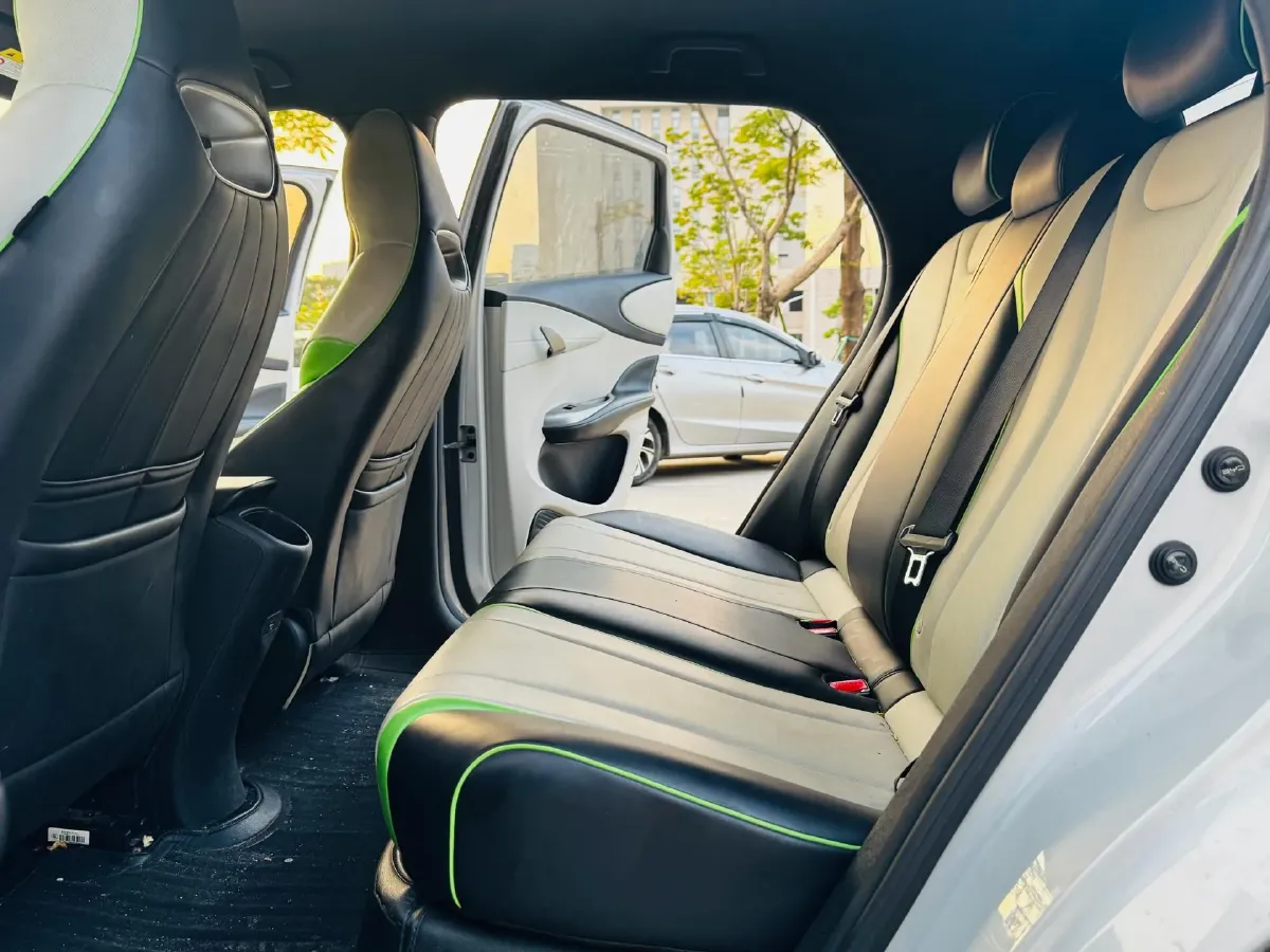 2021 Ford Escort 1.5L 122HP L3 6AT,autocango,china used car exporter,china ev exporter,chinese used car exporter,chinese used ev exporter