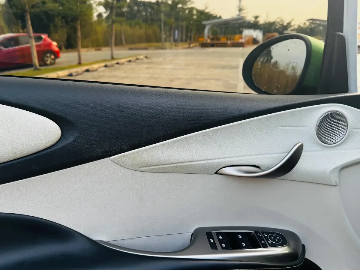 2021 Ford Escort 1.5L 122HP L3 6AT,autocango,china used car exporter,china ev exporter,chinese used car exporter,chinese used ev exporter