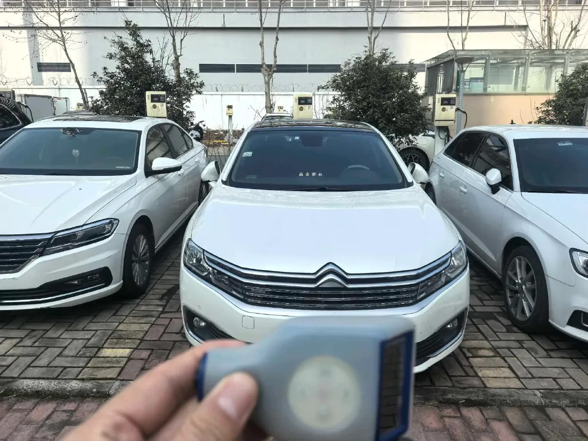 2017 Citroen C6 1.8T 204HP L4 6AT,autocango,china used car exporter,china ev exporter,chinese used car exporter,chinese used ev exporter